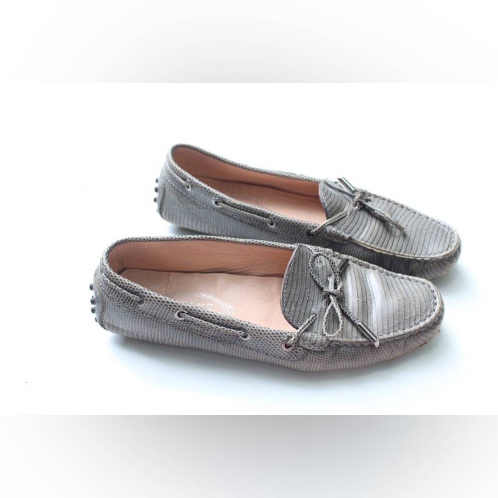Tod’s loafers